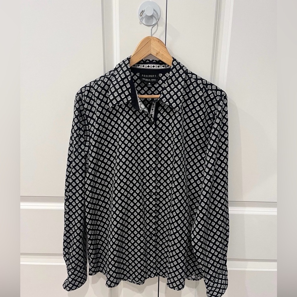 Foxcroft women’s size 14 wrinkle free shaped fit patterned button up dress shirt